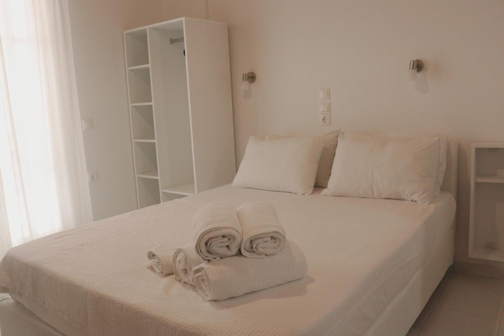 Kondilw Rooms Kalamítsi Buitenkant foto